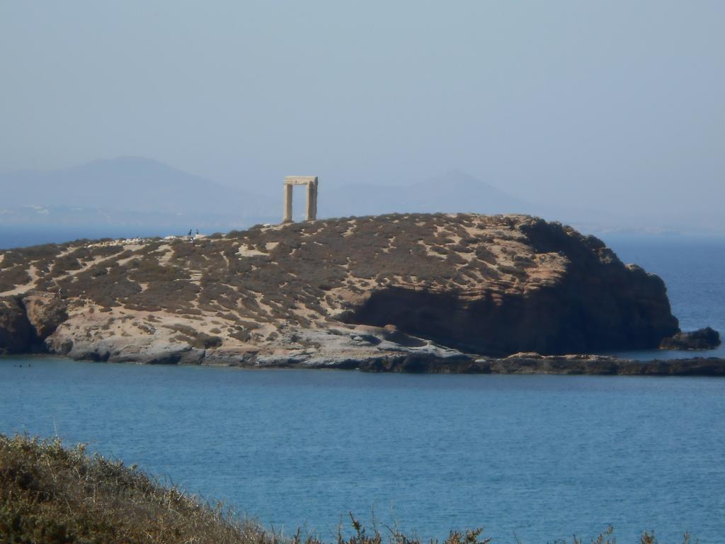 Апартаменты Vasiliki'S House Naxos City Экстерьер фото